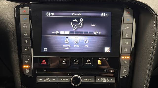 Used 2025 INFINITI QX55 Essential w/ Accent Package AWD/4WD image 18