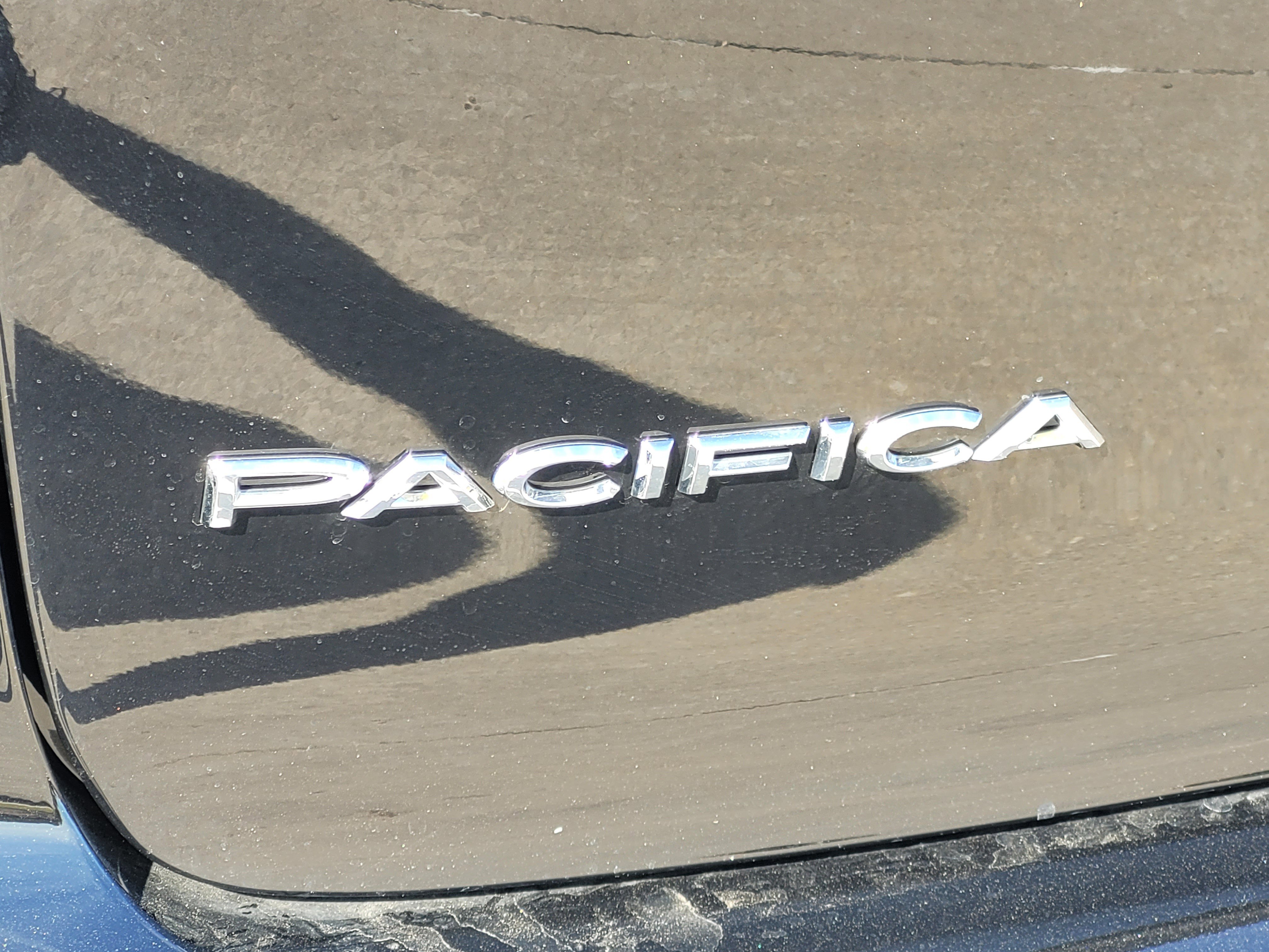 New 2025 Chrysler Pacifica Select image 6