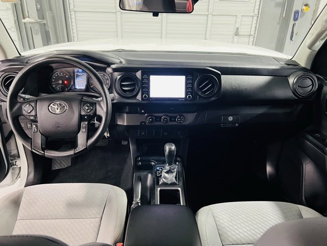 Used 2021 Toyota Tacoma SR image 4