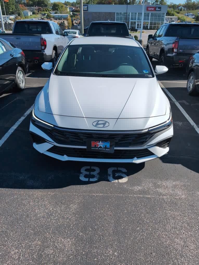 New 2026 Hyundai Elantra SE FWD image 11