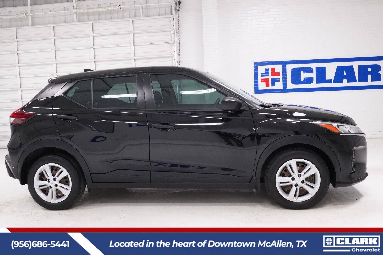 Used 2024 Nissan Kicks S FWD image 4