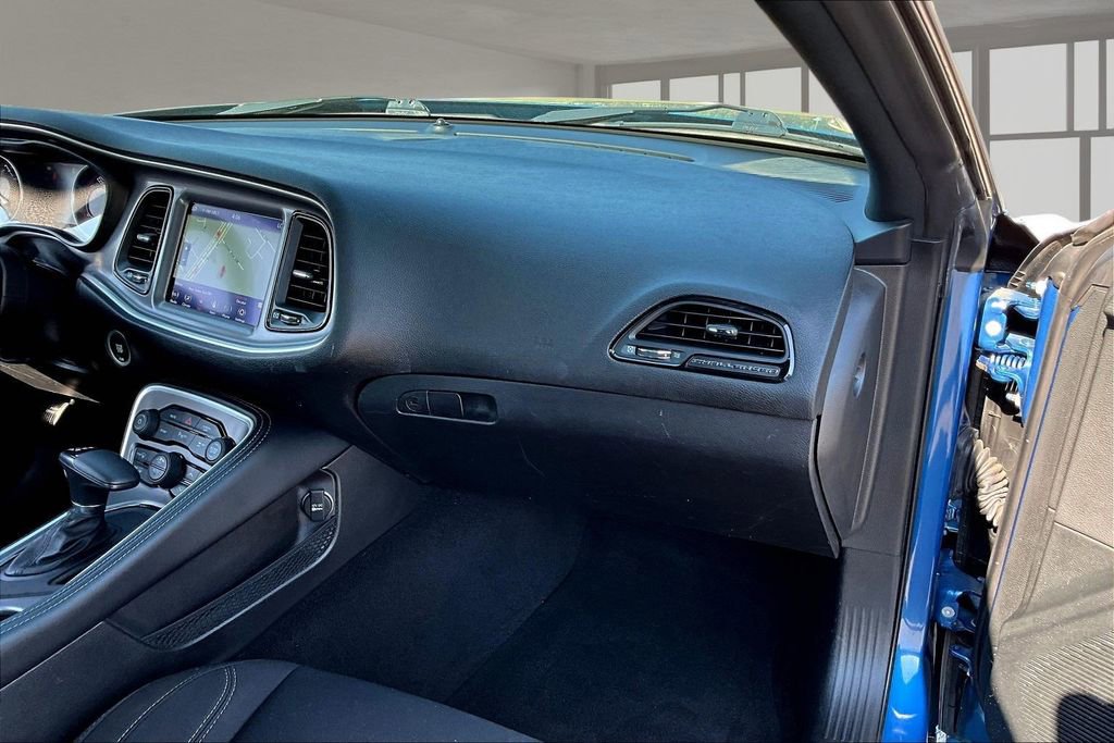 Used 2022 Dodge Challenger SXT w/ Driver Convenience Group image 24