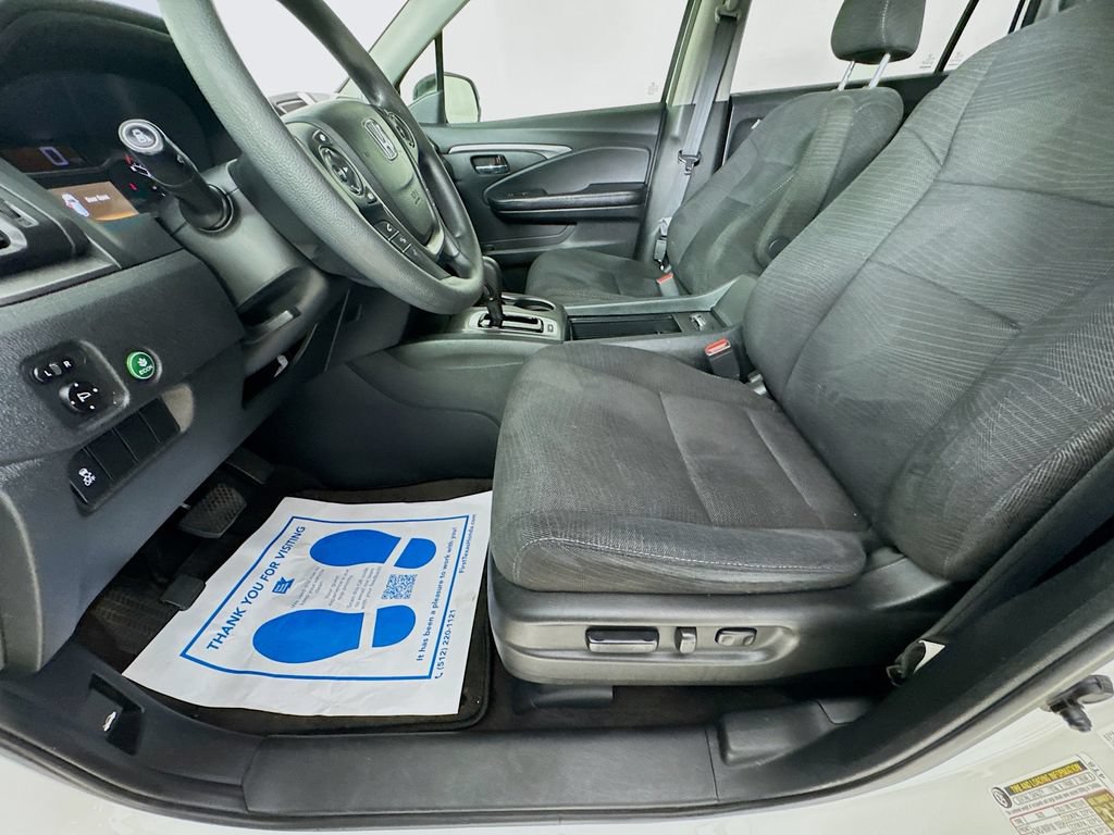 Used 2017 Honda Pilot EX image 23