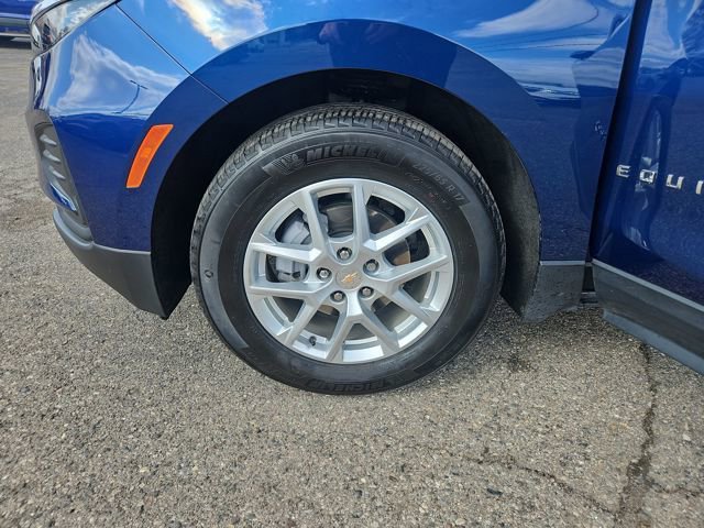 Used 2022 Chevrolet Equinox LS w/ LS Convenience Package image 27