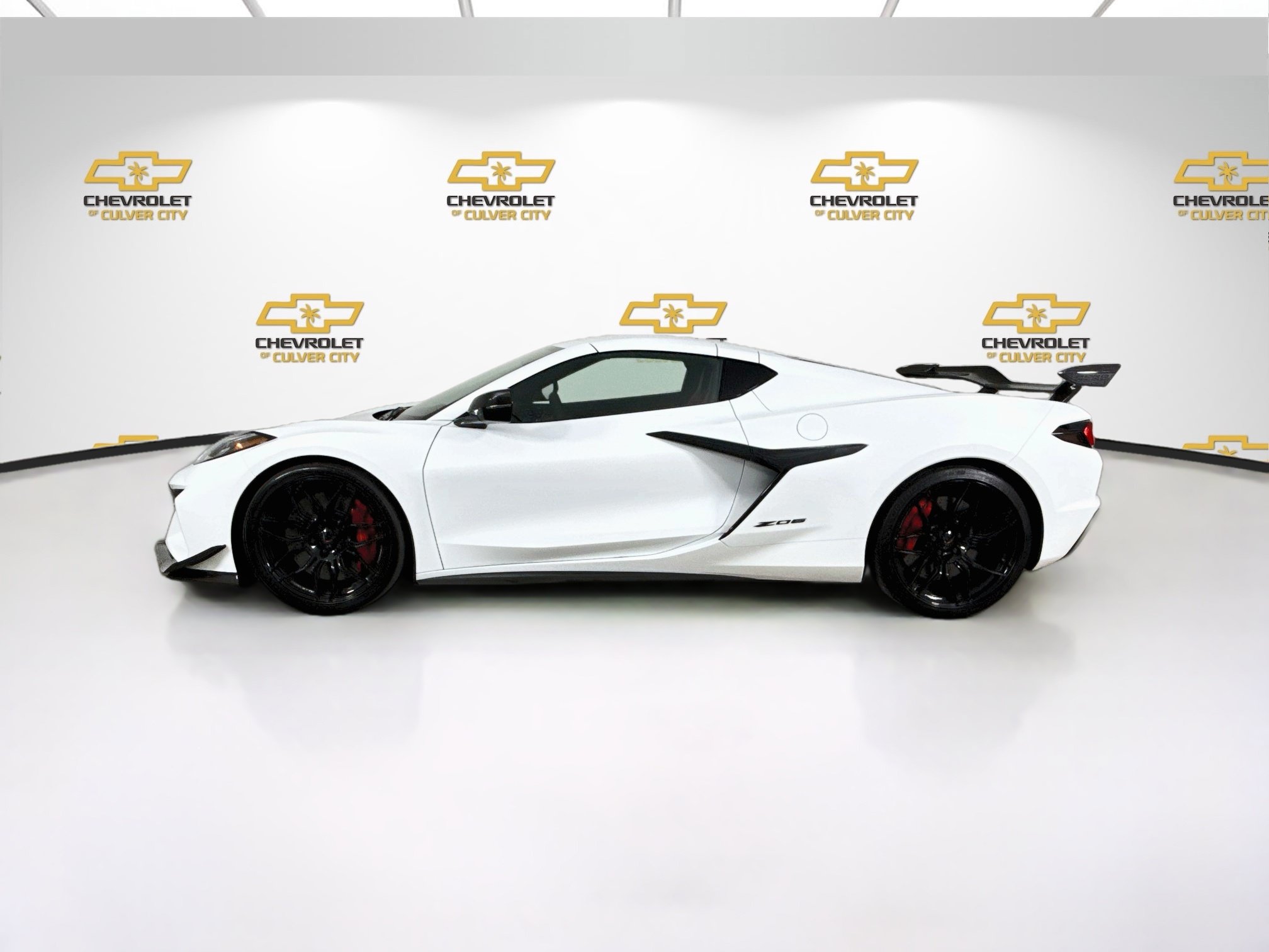 Used 2025 Chevrolet Corvette Z06 w/ Z07 Performance Package RWD image 5
