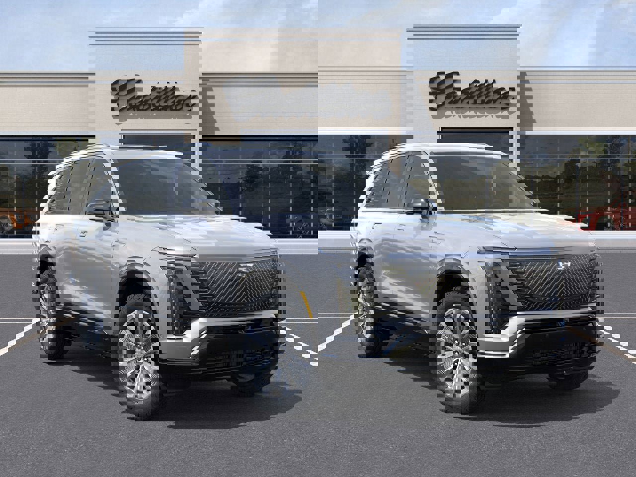 New 2026 Cadillac Vistiq Luxury w/ LPO, Floor Liner Package image 7