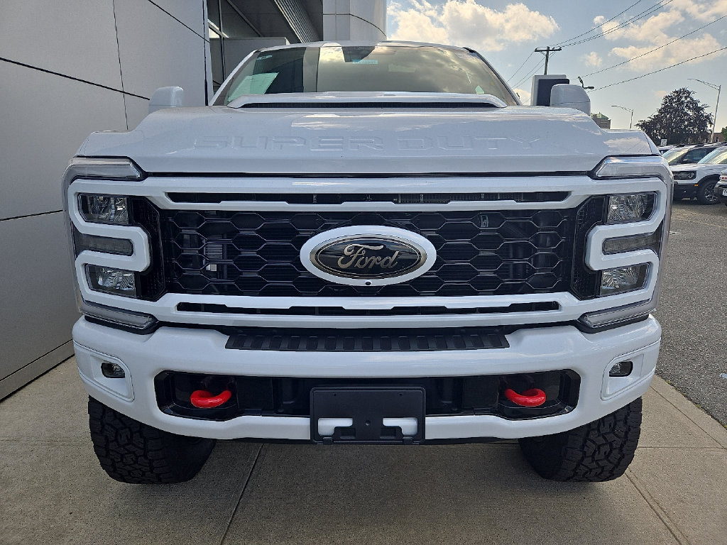 New 2026 Ford F250 XLT w/ XLT Premium Package AWD/4WD image 2