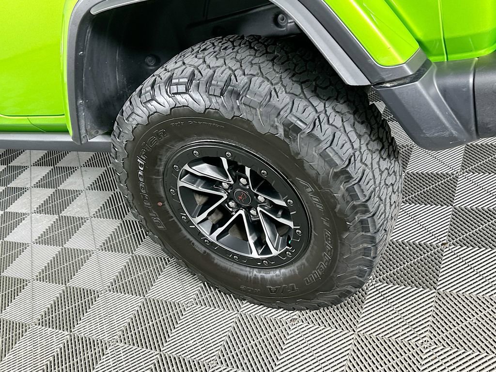 Used 2025 Jeep Wrangler Unlimited Rubicon image 35