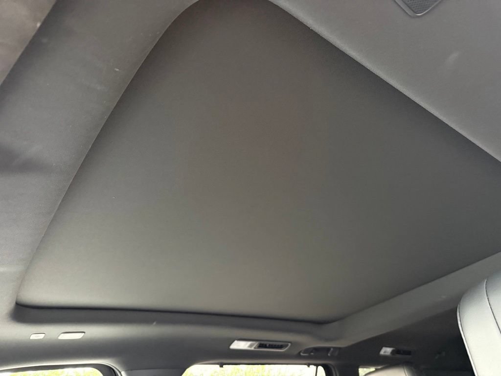 Used 2024 Toyota Sequoia Platinum AWD/4WD image 26