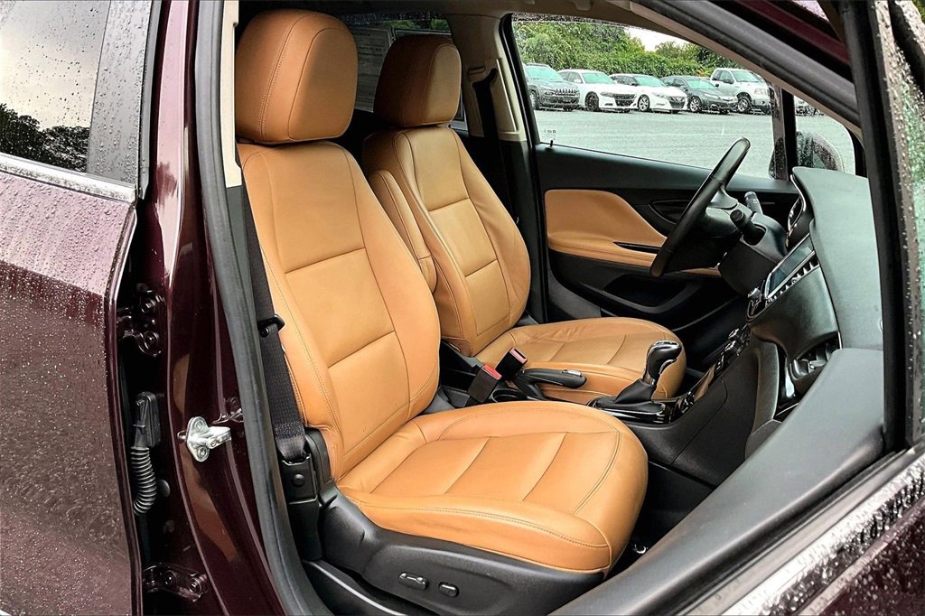 Used 2018 Buick Encore Premium w/ Experience Buick Package image 27