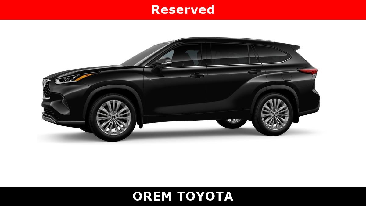 New 2026 Toyota Highlander Platinum image 3