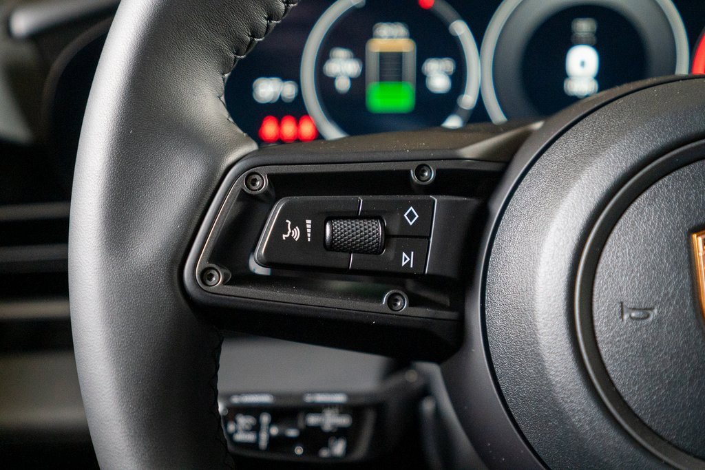 New 2026 Porsche Taycan image 20