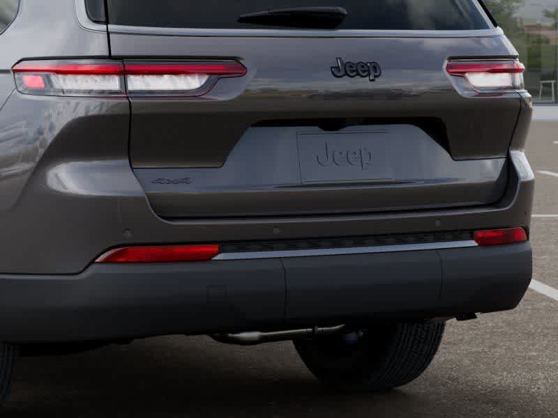 New 2026 Jeep Grand Cherokee L 4WD image 13