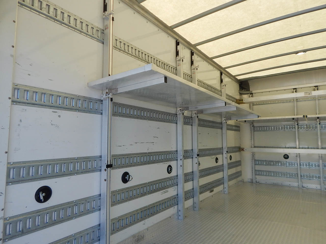 Used 2021 Isuzu NPR image 12