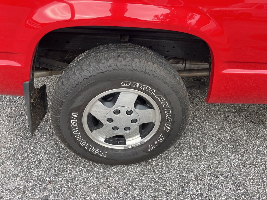 Used 1992 Chevrolet Silverado 1500 4x4 Regular Cab image 13