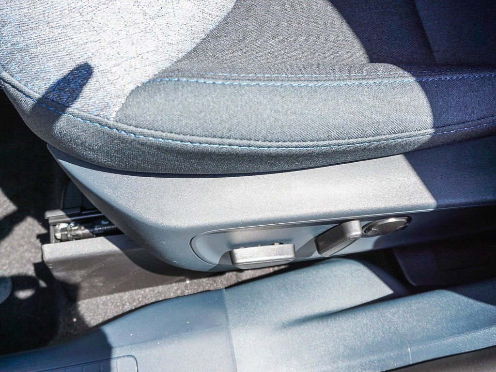 New 2025 Ford Maverick XLT w/ XLT Luxury Package image 19