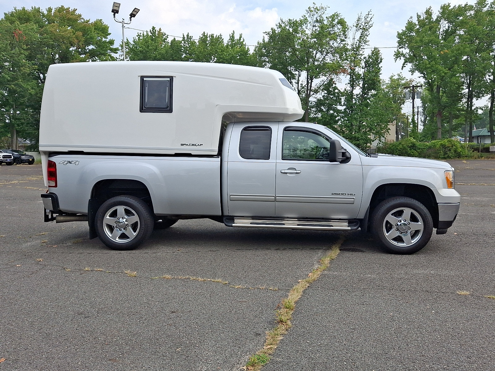 Used 2013 GMC Sierra 2500 SLT w/ SLT Convenience Package AWD/4WD image 8