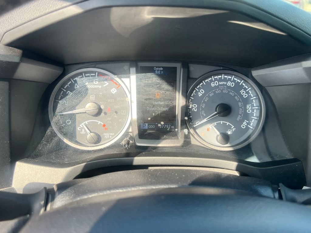 Used 2021 Toyota Tacoma TRD Off-Road image 20