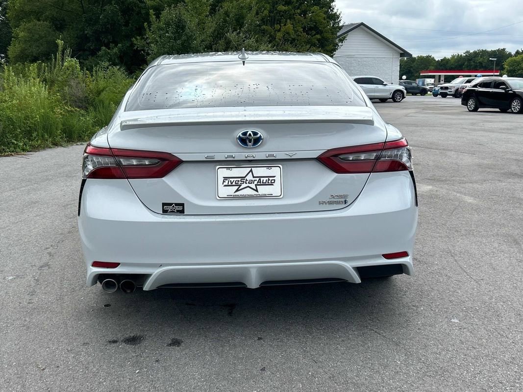 Used 2022 Toyota Camry XSE image 4