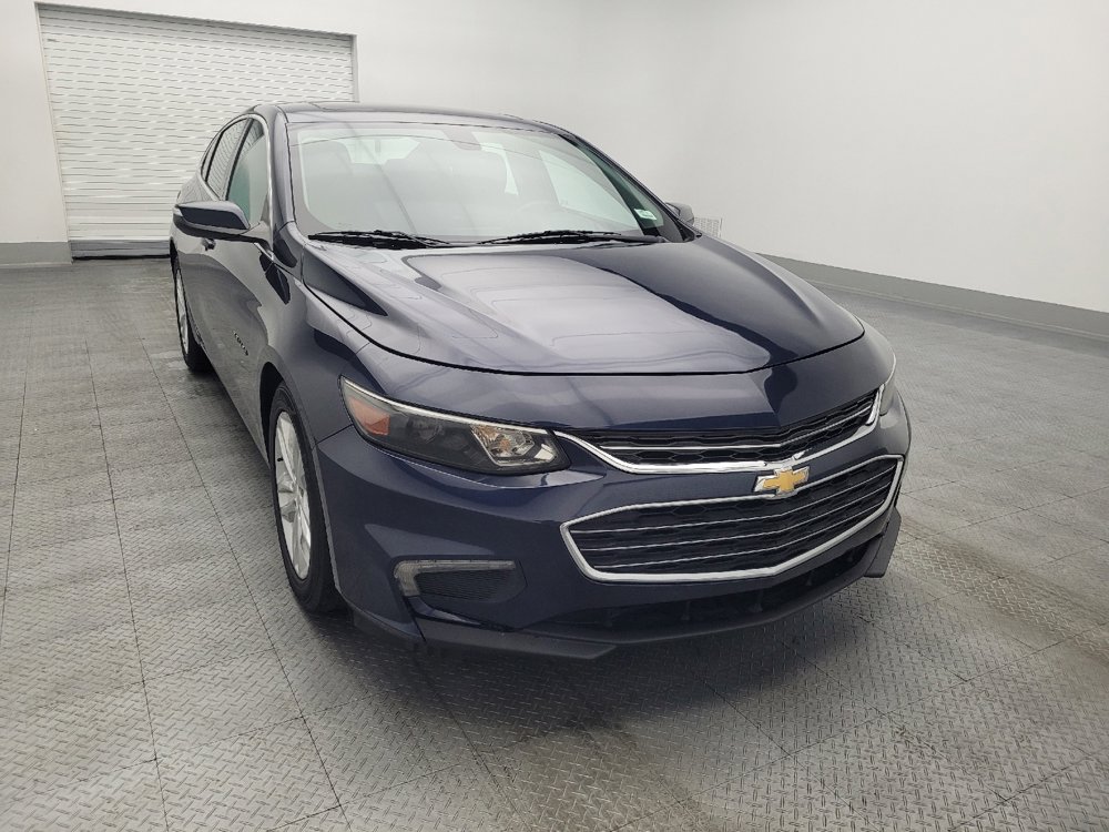 Used 2017 Chevrolet Malibu LT image 14