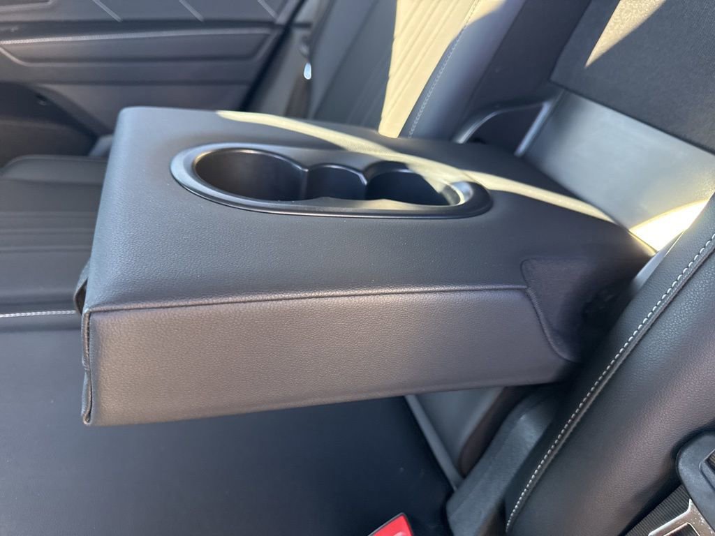 Certified 2024 Volkswagen Tiguan SE R-Line image 14