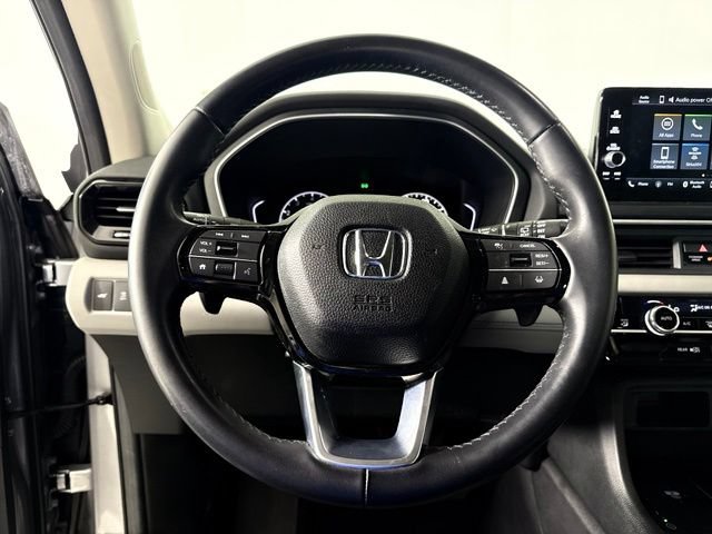 Used 2025 Honda Pilot EX-L image 24