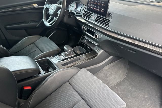Used 2022 Audi SQ5 Premium image 16