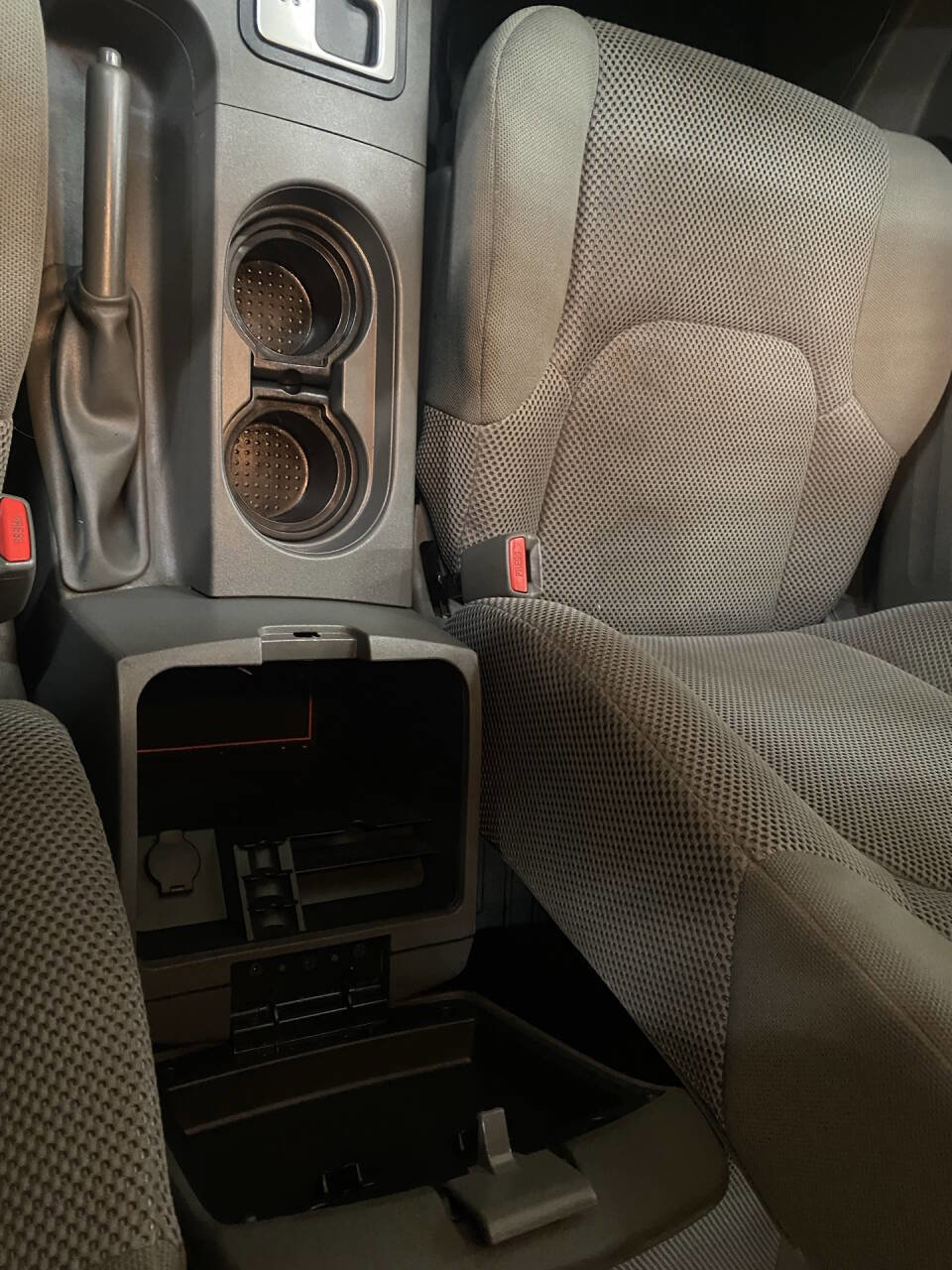 Used 2018 Nissan Frontier SV image 14