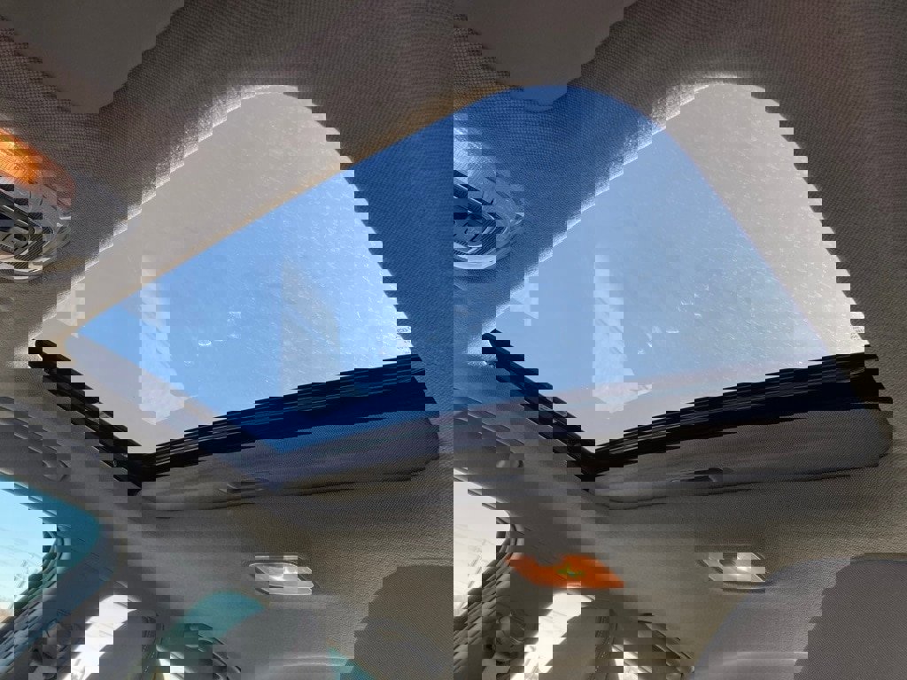 Used 2025 Hyundai Elantra SEL image 14