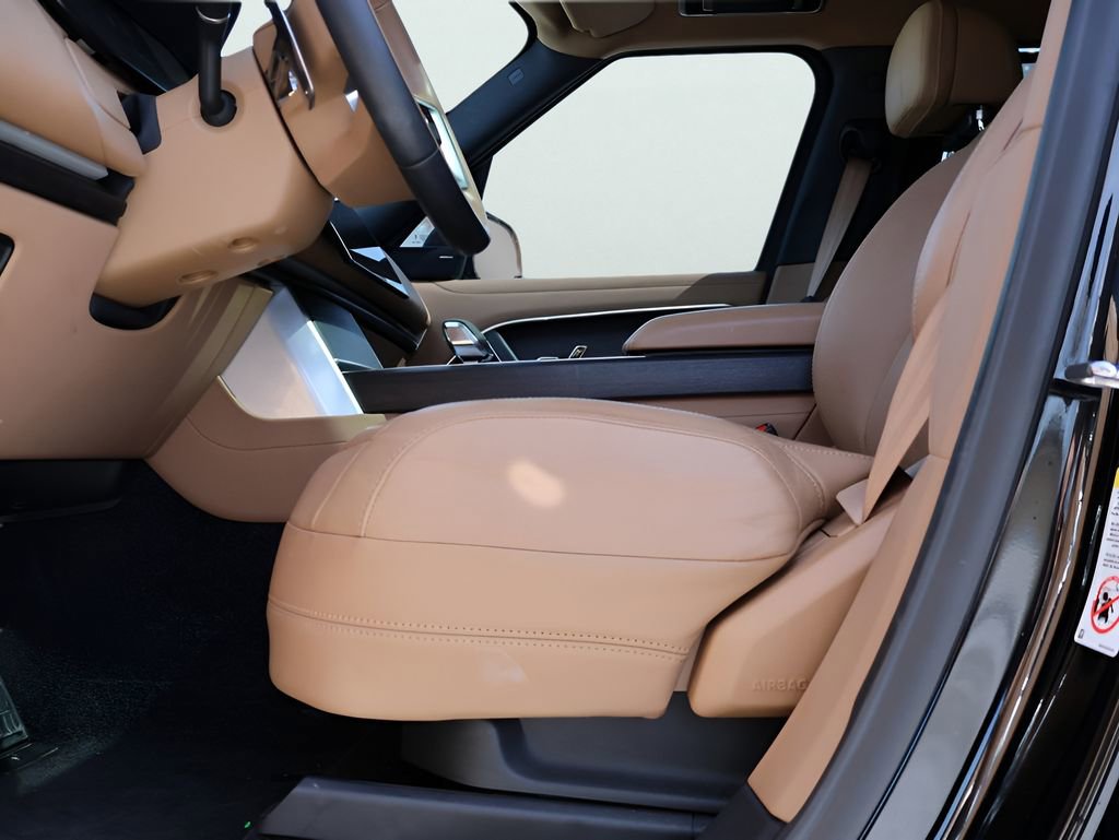 Certified 2024 Land Rover Range Rover SE AWD/4WD image 35