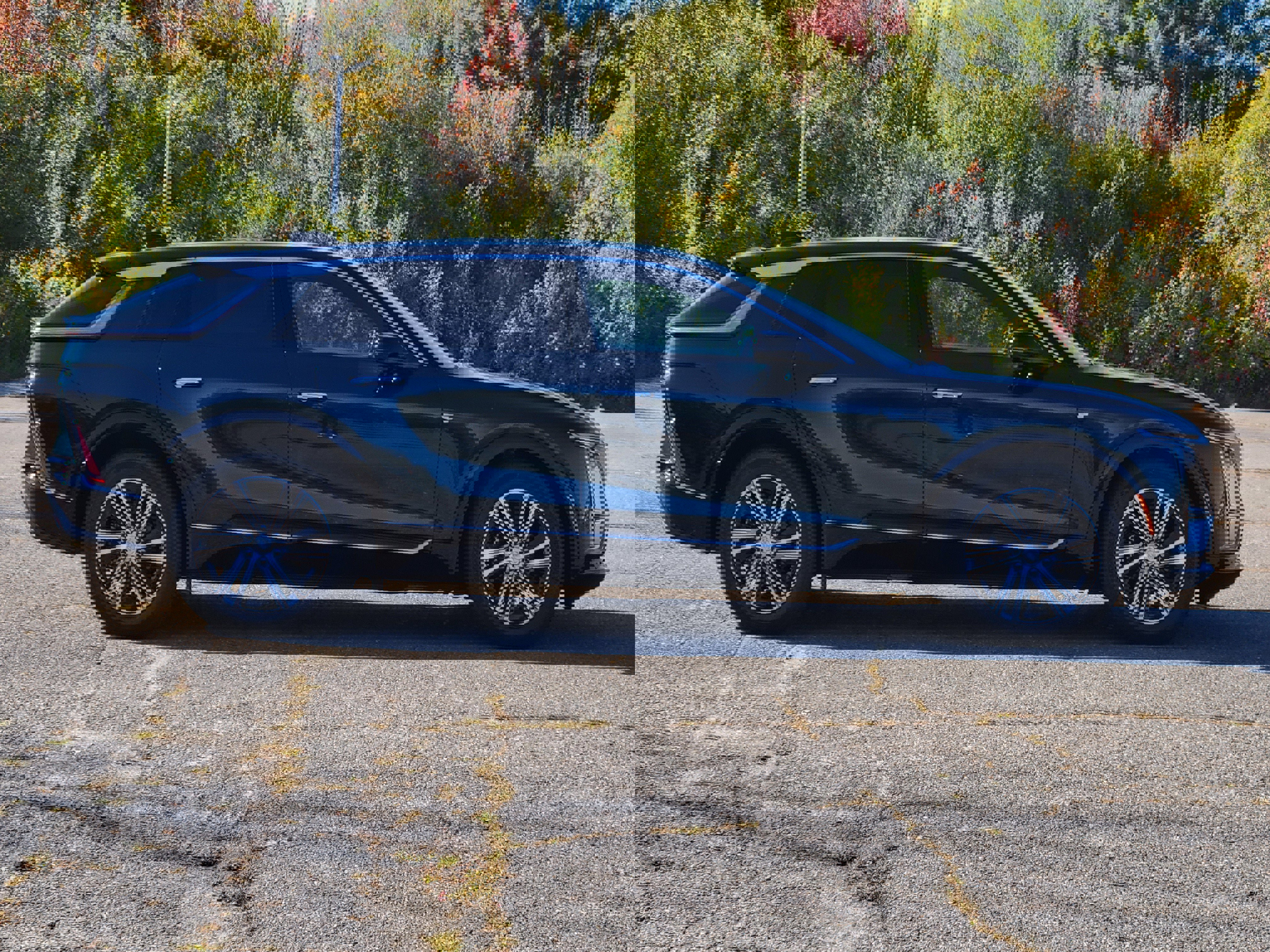 New 2026 Cadillac Lyriq Premium Luxury image 8