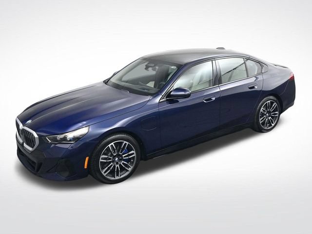 New 2027 BMW 550e xDrive AWD/4WD image 28