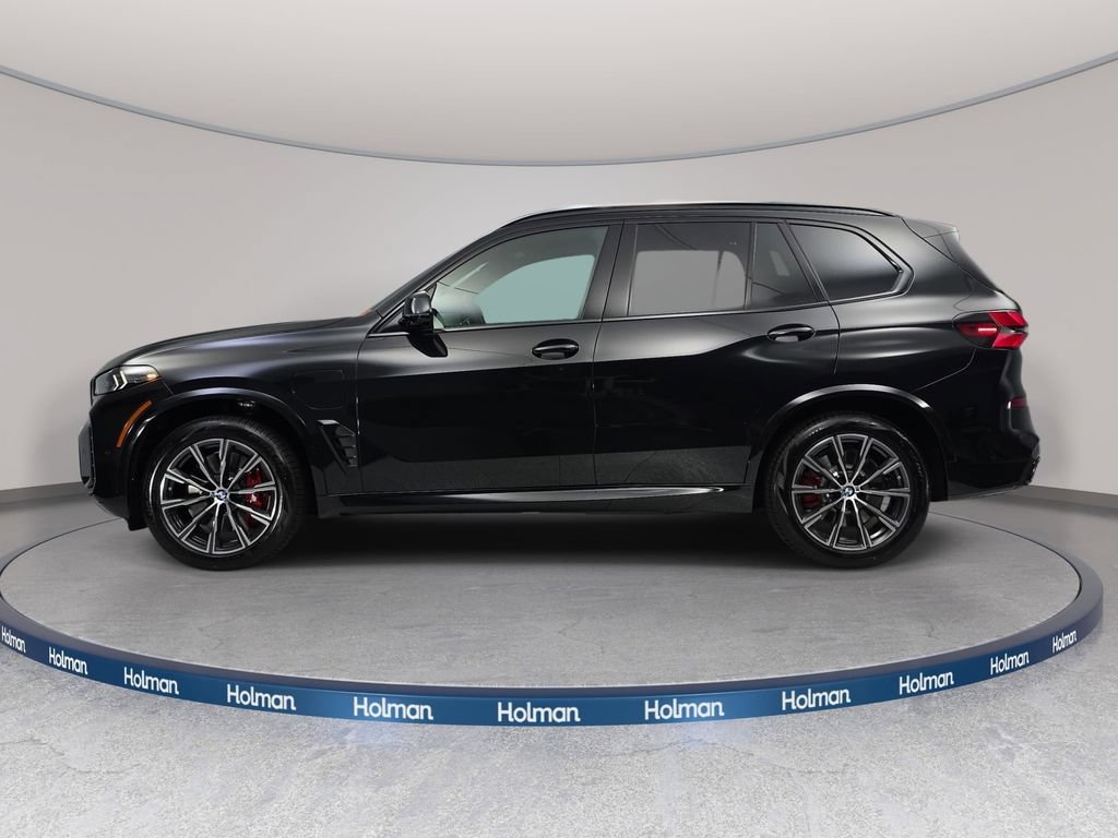 New 2026 BMW X5 xDrive50e w/ M Sport Package AWD/4WD image 8