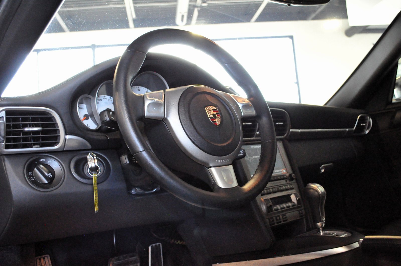 Used 2006 Porsche 911 Carrera S image 28