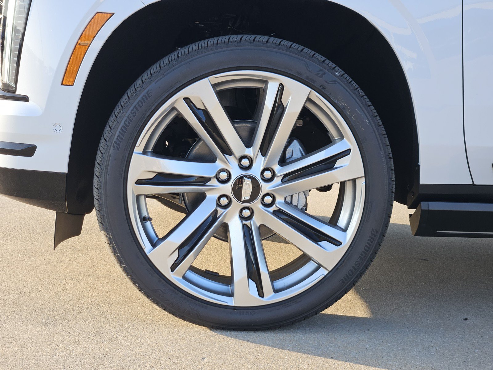 New 2026 Cadillac Escalade ESV Sport w/ Touring Package AWD/4WD image 7