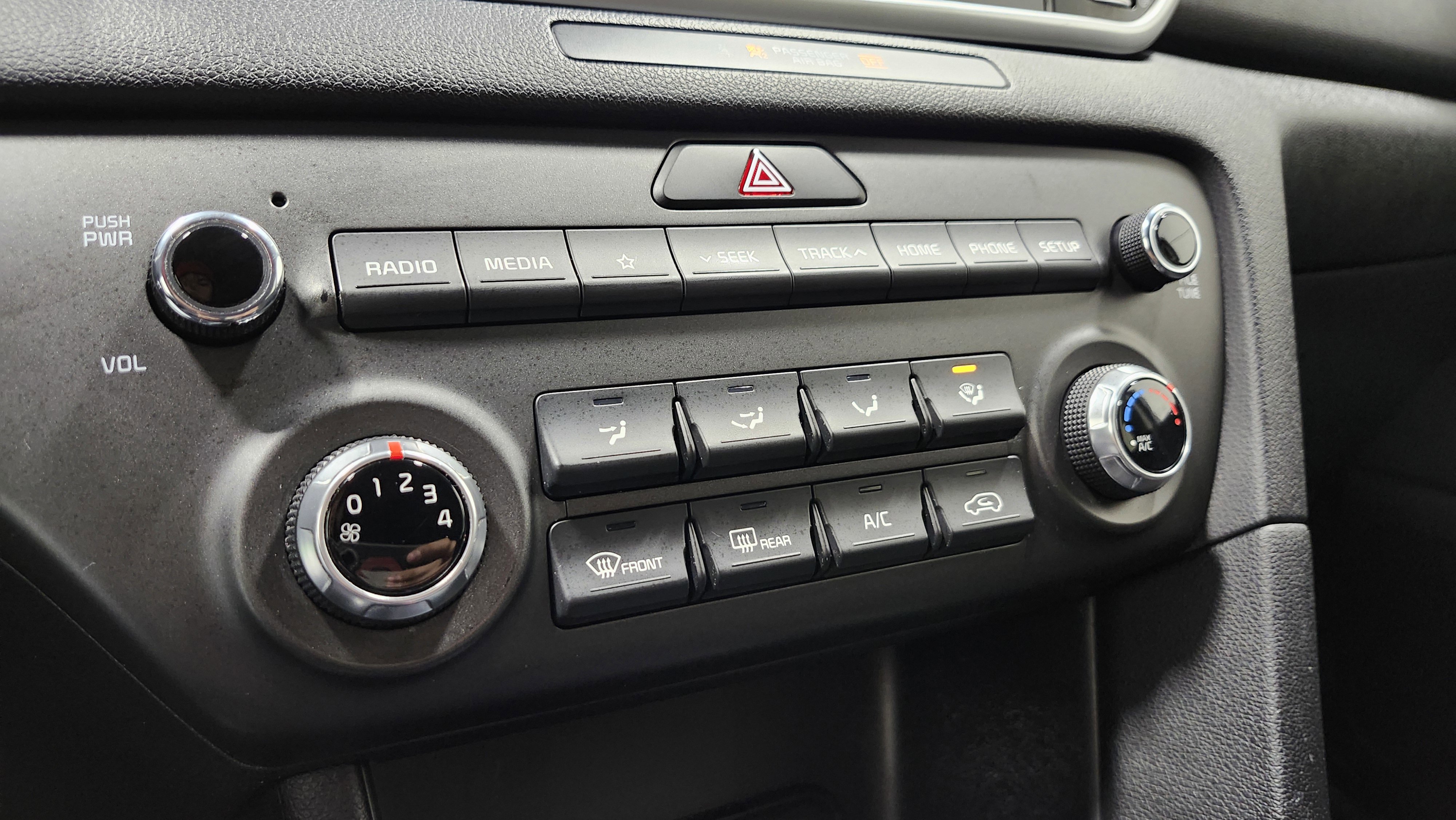 Used 2021 Kia Sportage LX image 28