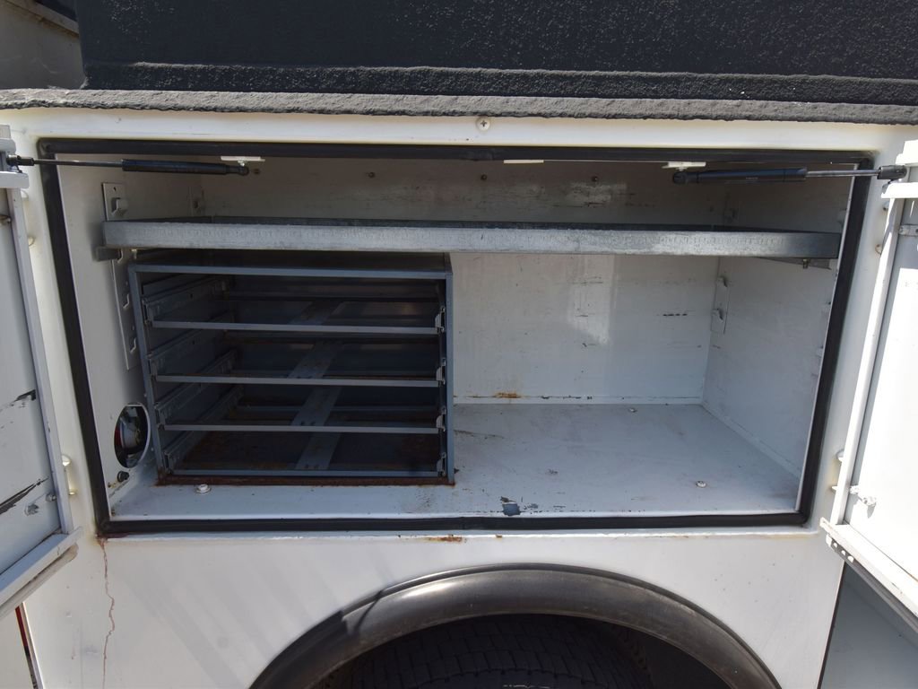 Used 2014 Ford F550 4x4 Regular Cab Super Duty image 63