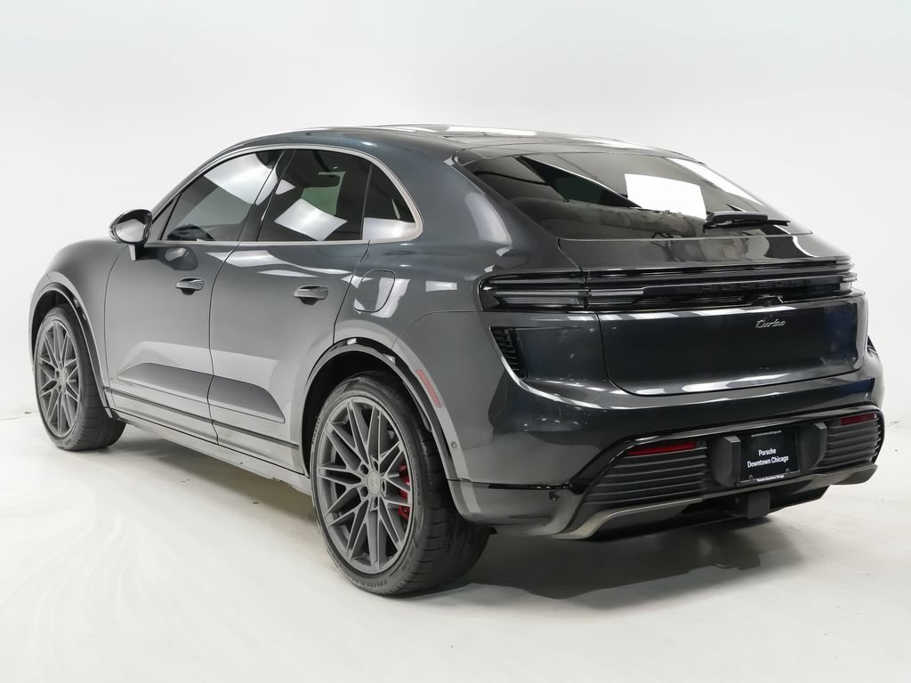 Used 2024 Porsche Macan Turbo Electric AWD/4WD image 3