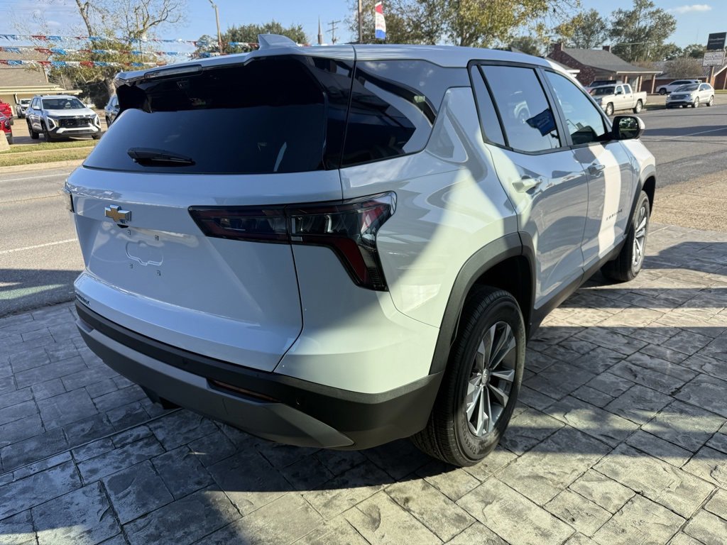 New 2026 Chevrolet Equinox LT w/ Safety and Technology Package image 4