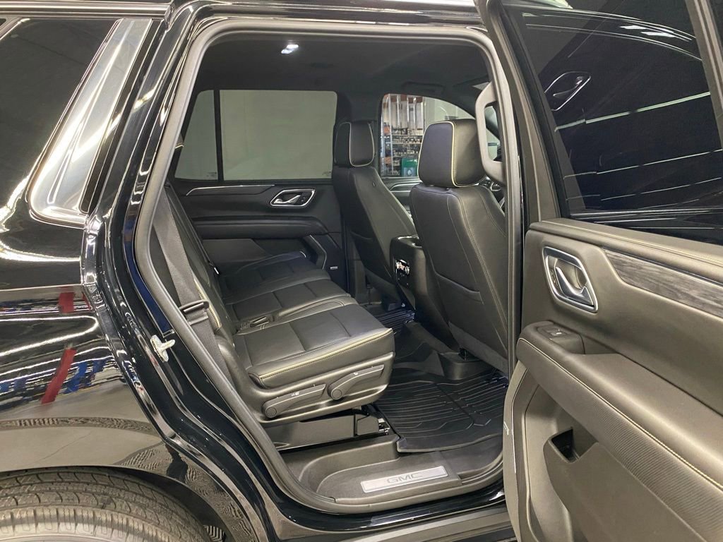 Used 2021 GMC Yukon SLT image 10