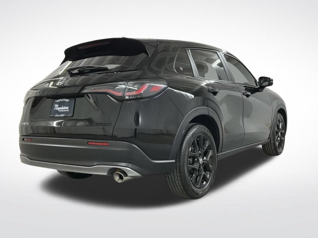 Used 2025 Honda HR-V Sport image 3