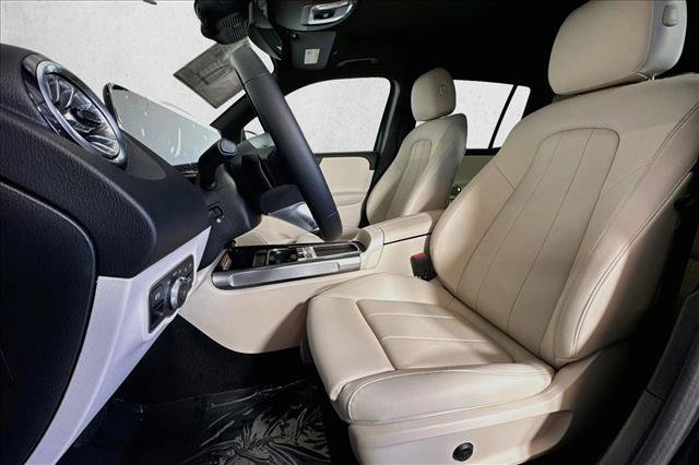 New 2026 Mercedes-Benz GLB 250 image 18