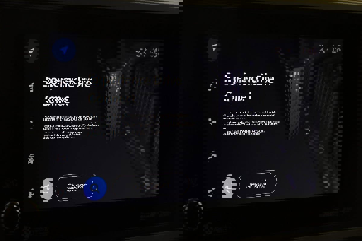 Used 2024 Toyota Tundra SR5 w/ SR5 Convenience Package AWD/4WD image 8