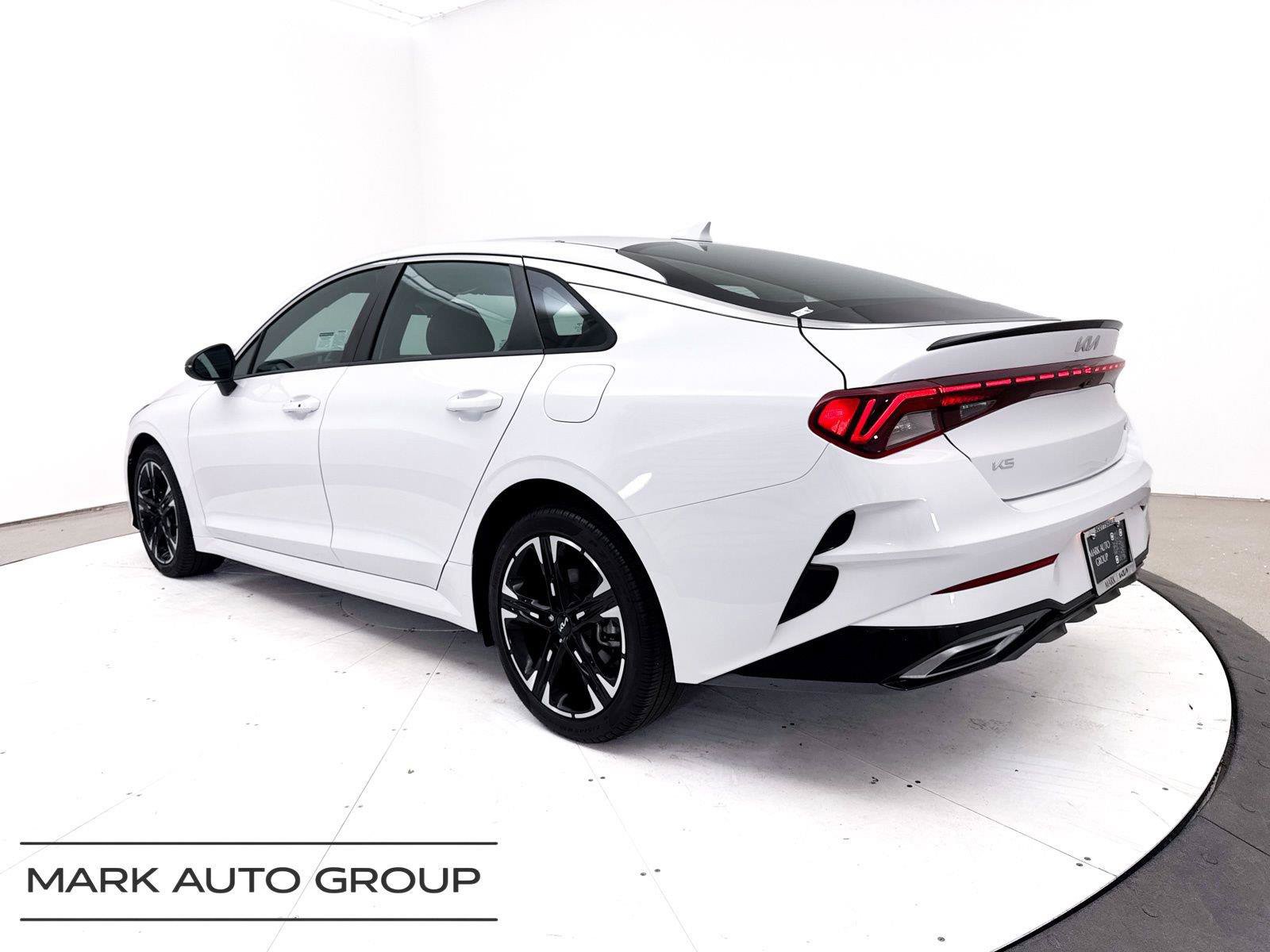 Used 2024 Kia K5 GT-Line w/ GT-Line Premium Package FWD image 16