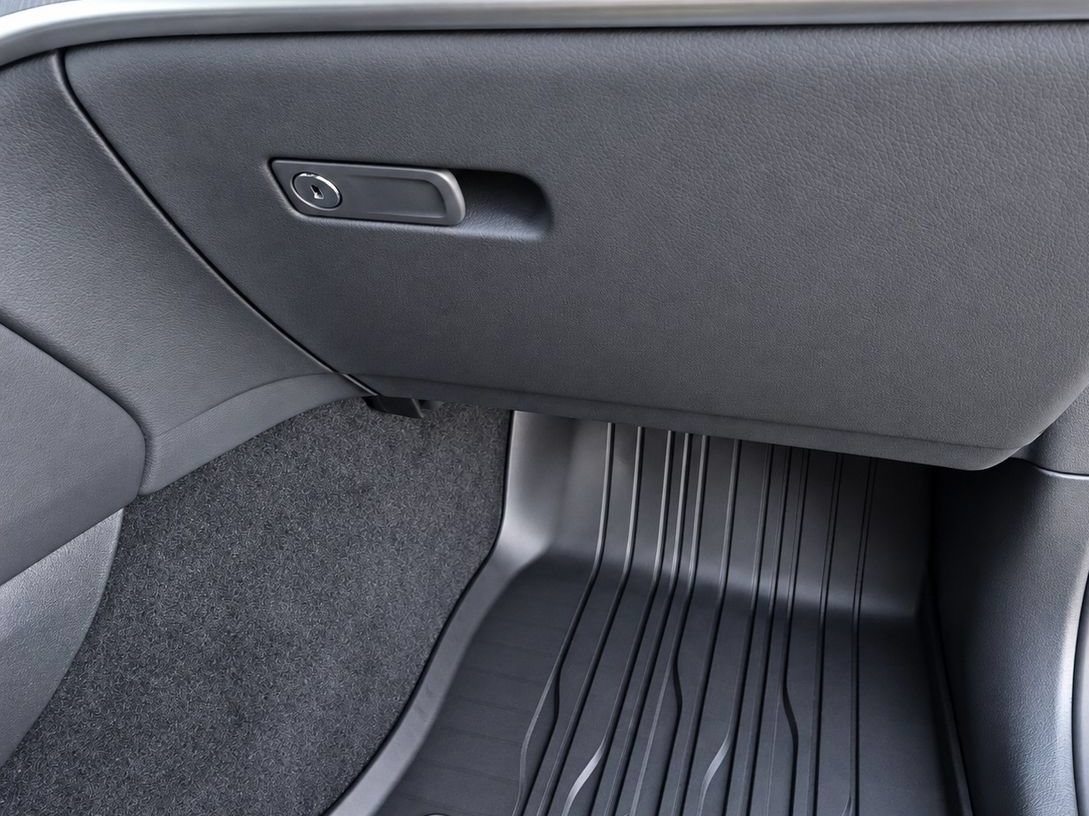 New 2027 Mercedes-Benz GLC 300 4MATIC image 40