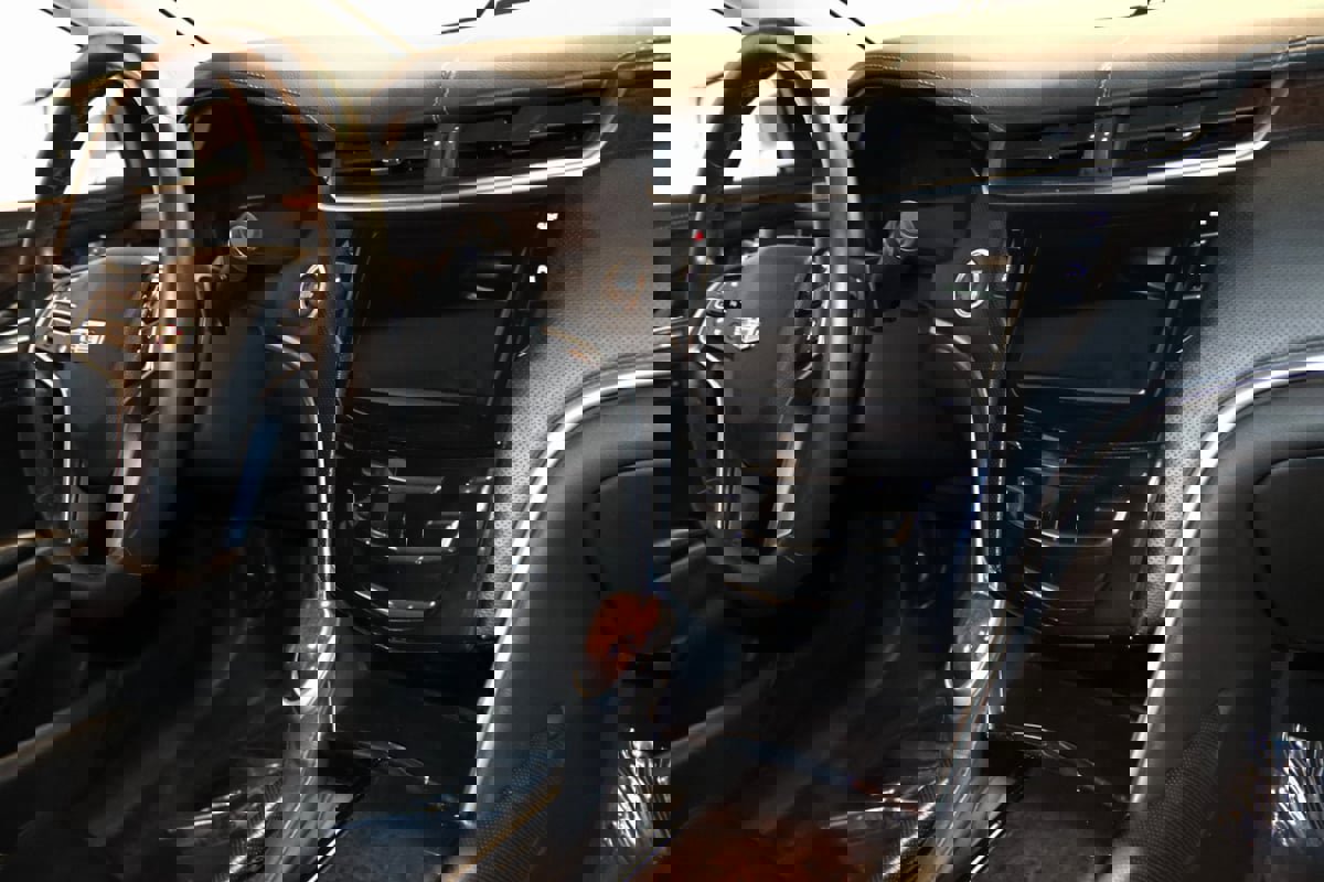 Used 2016 Cadillac XTS Luxury image 54