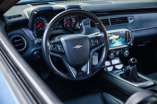 Used 2013 Chevrolet Camaro SS w/ Hot Wheels Special Edition RWD image 5
