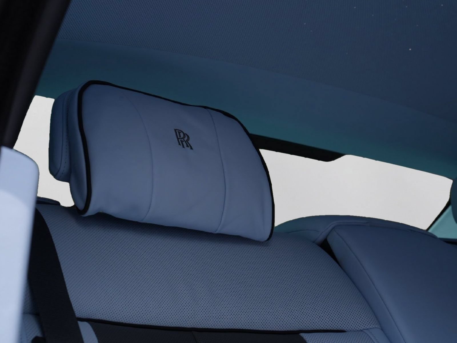 Certified 2024 Rolls-Royce Phantom Sedan w/ The Phantom Package RWD image 43