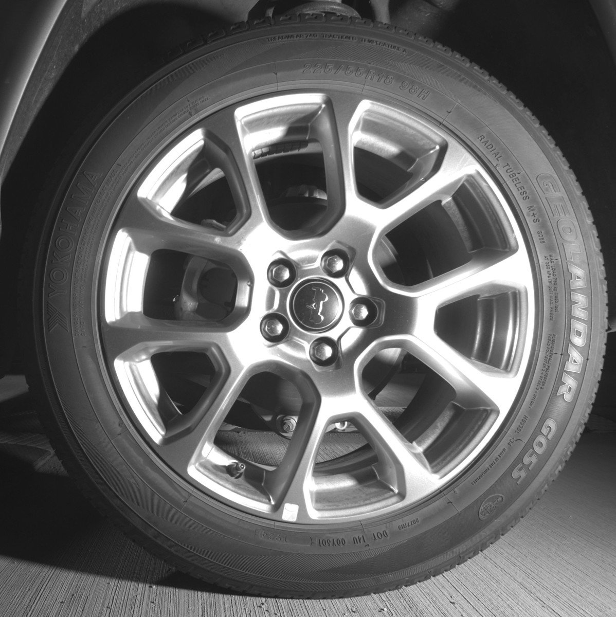 Used 2025 Jeep Compass Limited image 14