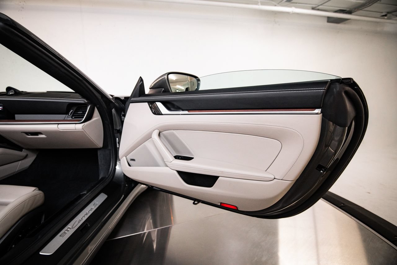 Certified 2020 Porsche 911 Carrera S RWD image 29